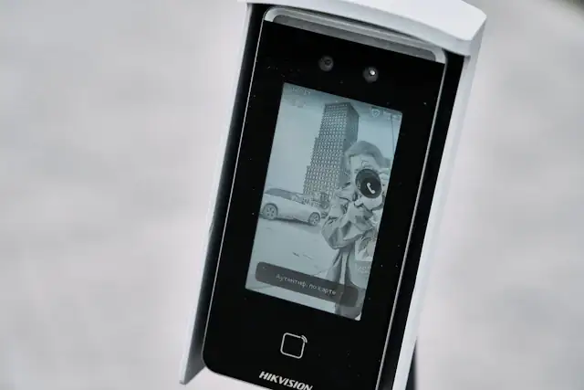 Face recognition access terminal
